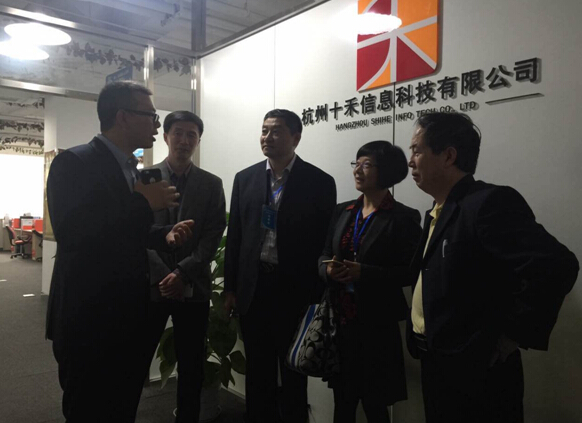 专家走访我院校外实训基地